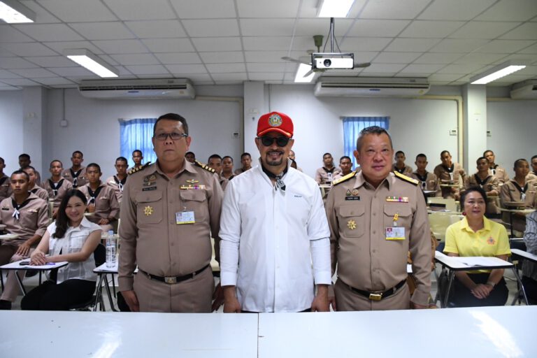 รร.พธ.พธ.ทร. จัดสัมมนาการพัฒนาครูและบุคลากรสู่มืออาชีพในหัวข้อ “การเพิ่มมูลค่าให้กับจารอาหาร” ให้แก่บุคลากรทางการศึกาาด้านการประกอบอาหาร และนักเรียนพลทหารหลักสูตรการสโภชน์ ผลัดที่ 1/68 ในวันที่ 30 – 31 ก.ค.68